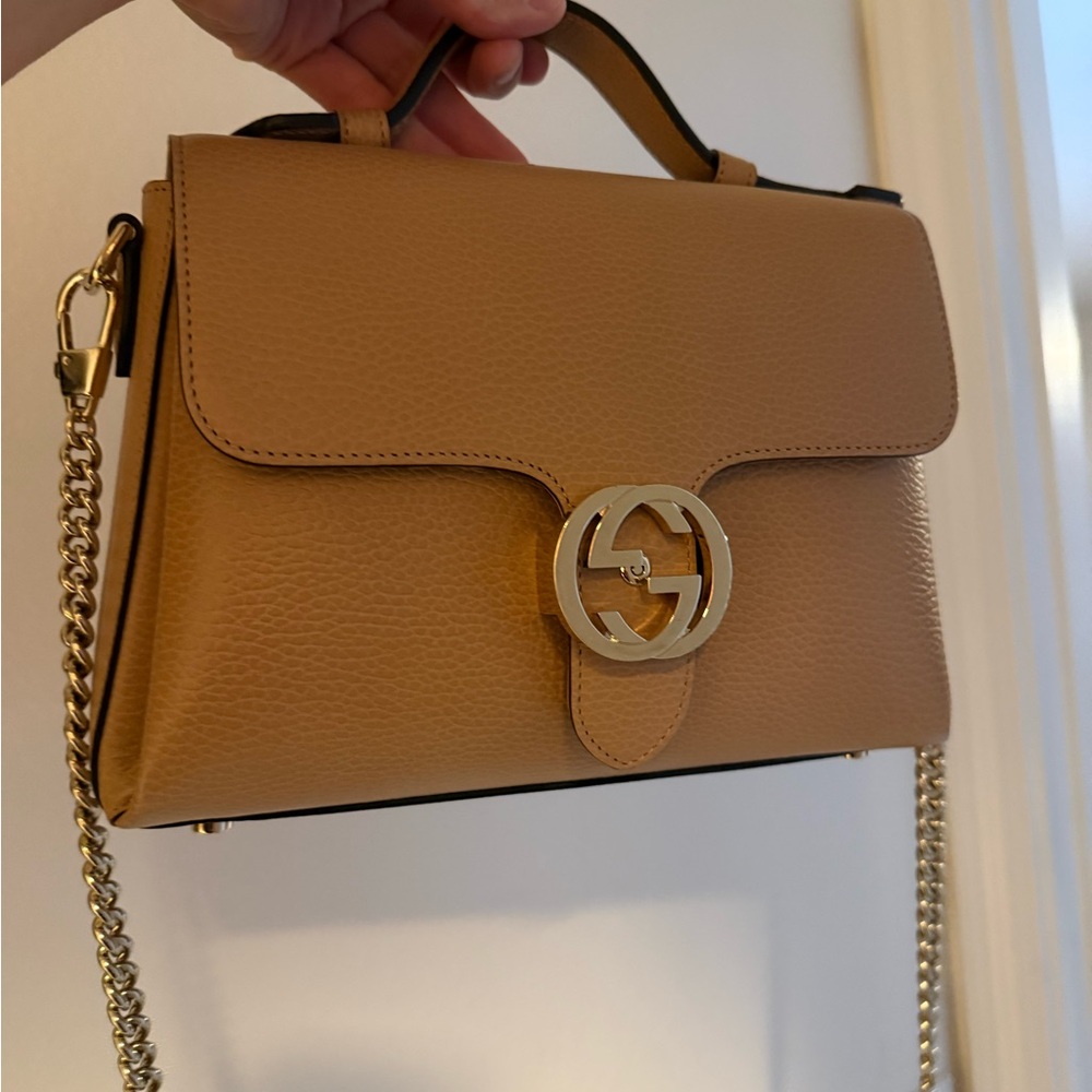 Gucci Beige Top Handle Leather Crossbody with Gold GG Hardware - Picture 5 of 5